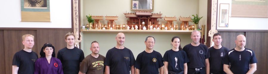 Gruppenbild mit Nagato Sensei